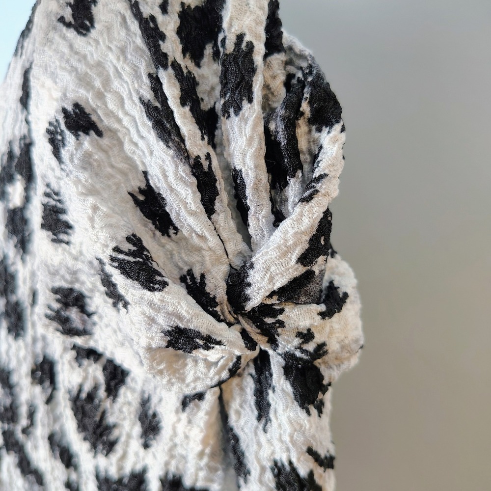 Loft Leopard Print Textured Knot Shoulder Blouse Black White Med safari Summer - Picture 6 of 13